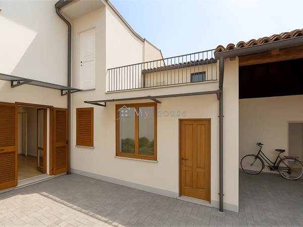 Casa di Corte da RISTRUTTURARE