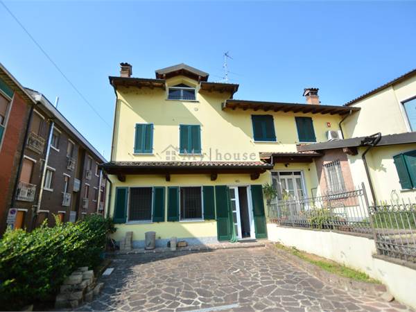 Villetta a Schiera con Box